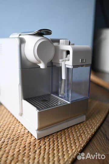 Кофемашина delonghi nespresso