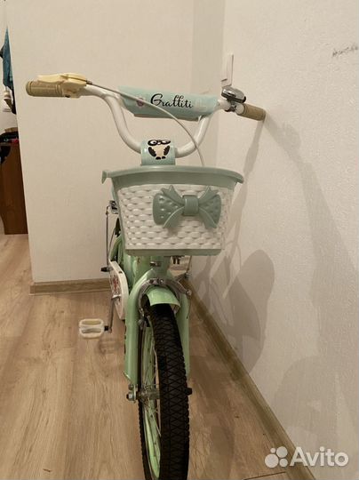 Детский велосипед graffity с доп колесами