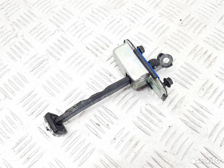 Ограничитель двери Kia Sportage QL