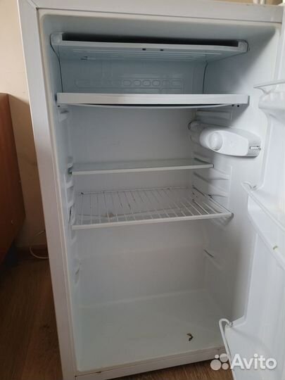 Холодильник бу маленький