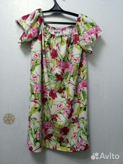 Пакет вещей В цветочек на девушку 42-44 лето