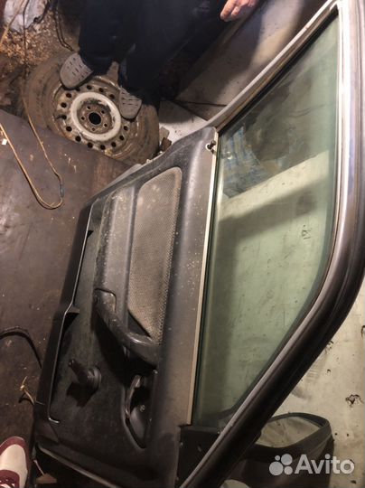 Двери на газ 31105