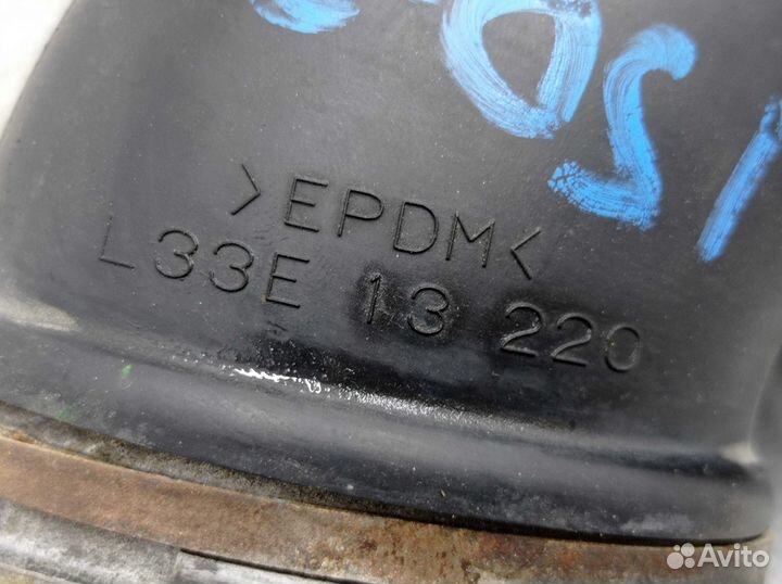 Патрубок воздушного фильтра Mazda CX-7 ER L33E1322
