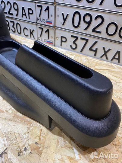 Центральная консоль Ford Fusion 1.4 2008