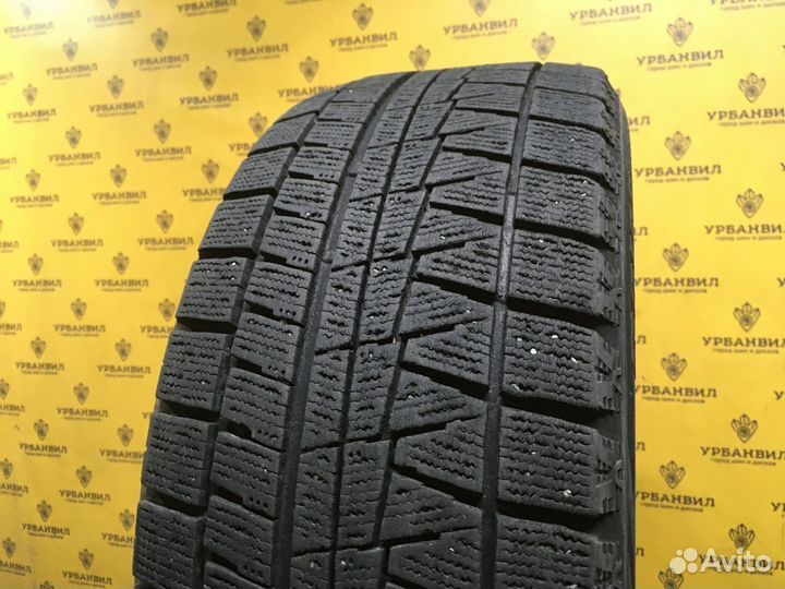 Bridgestone Blizzak Revo GZ 225/50 R17 94Q