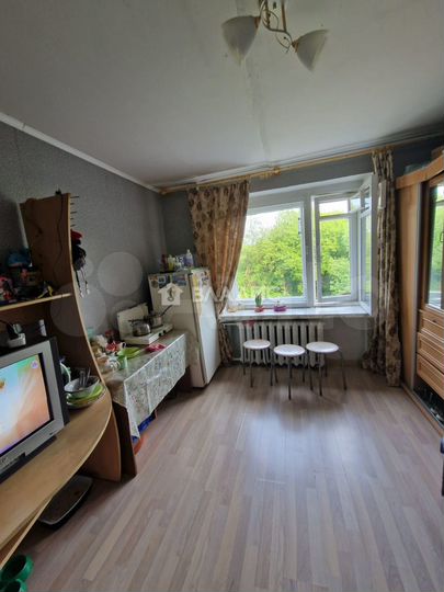 Комната 13 м² в 1-к., 4/5 эт.