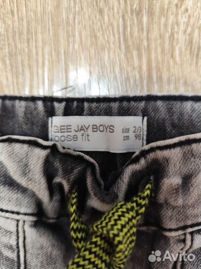 Джинсы для мальчика 98
