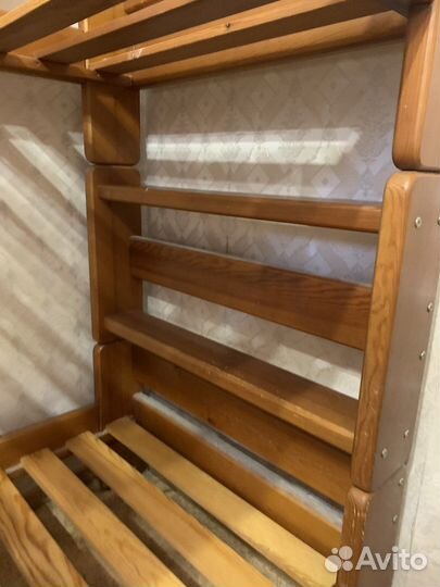 Двухъярусная детская кровать деревянная бу