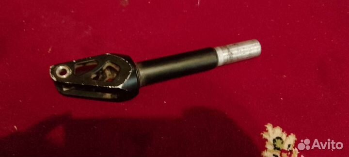 Вилка для трюкового самоката