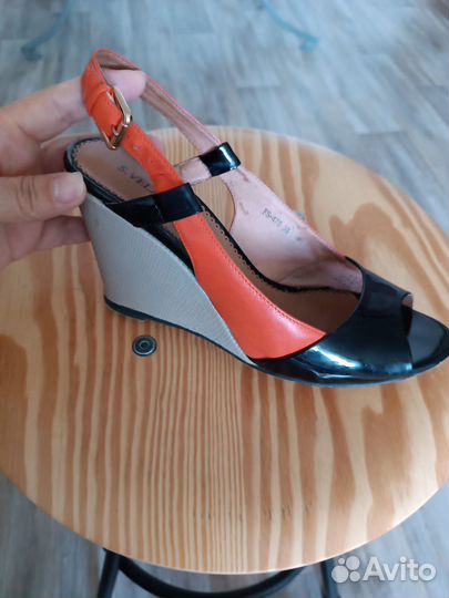 Босоножки женские 38 размер на танкетке