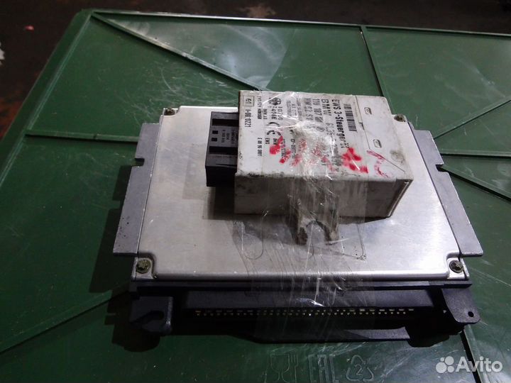 Блок управления двс+EWS BMW E39 бмв 5 серии Е39