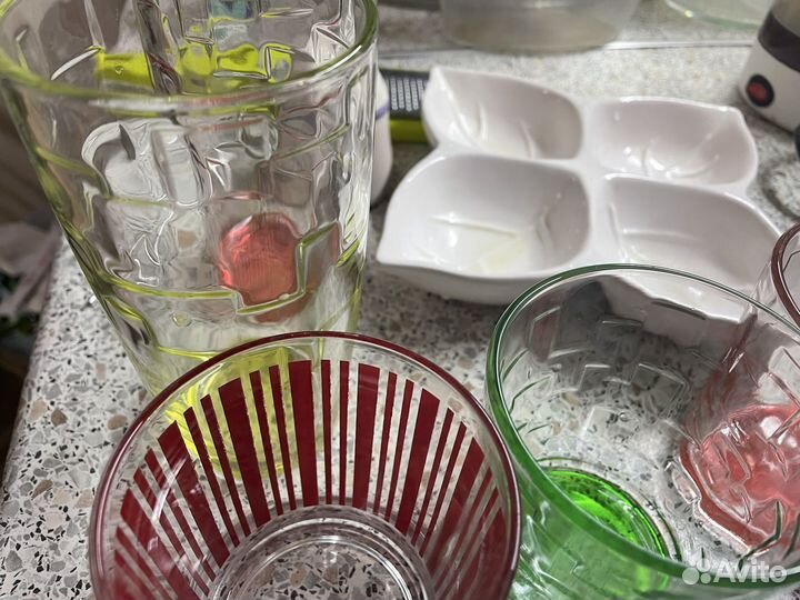 Посуда стаканы тарелки и т д (целое)