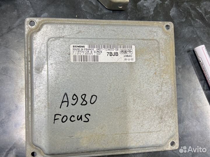 Ford Focus 2 Блок управления двигателем