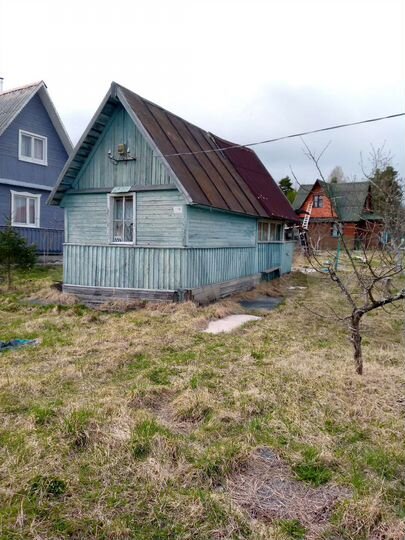 Дача 20 м² на участке 6 сот.