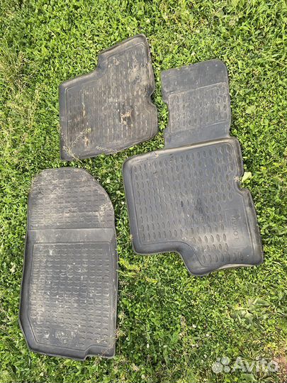 Коврики на renault logan 1