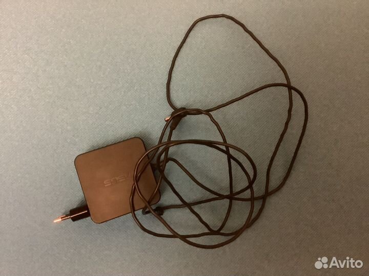 Адаптер для ноутбука 