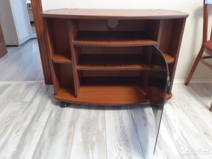 Тумба под телевизор бу