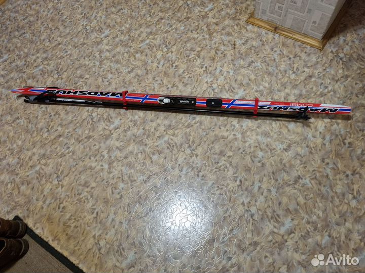 Продам лыжный комплект: лыжи, ботинки, палки