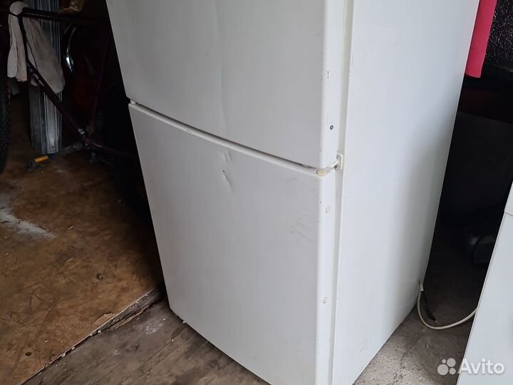 Полки ящики liebherr Холодильника