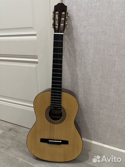 Гитара Hohner hc 06