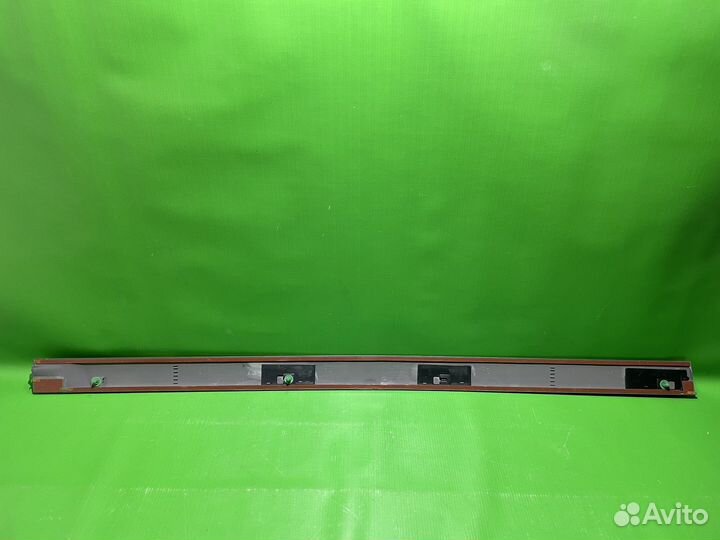 Накладка передней правой двери Mitsubishi Lancer 9