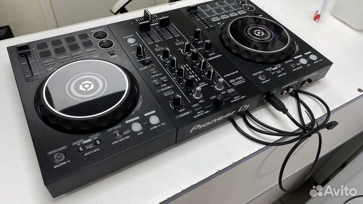 Контроллер все в одном Pioneer DDJ-400