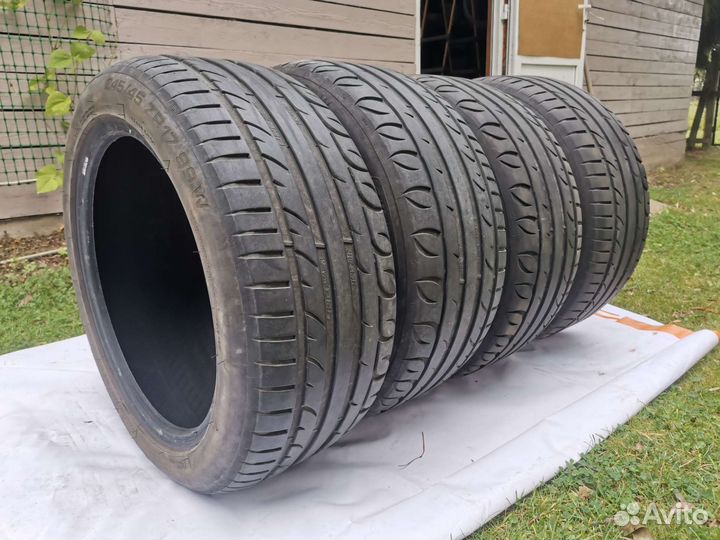 Kormoran Ultra High Performance 245/45 R17