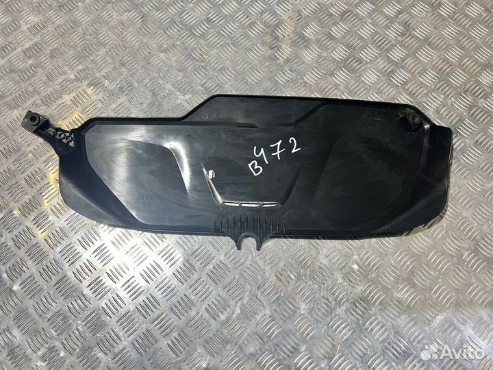 Декоративная крышка BMW F30 F32 B48 бензин