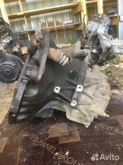 МКПП (механическая коробка переключения передач) D