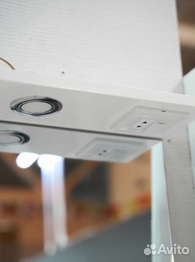 Зеркало-шкаф Венеция Даниэль 60, левый