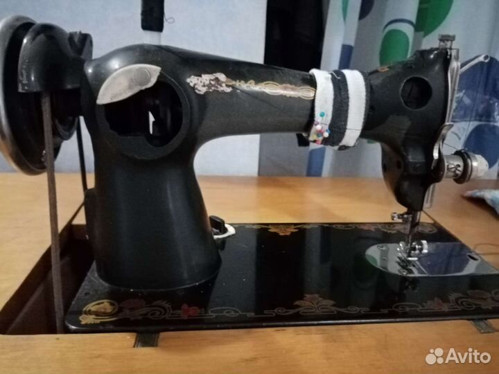 Швейная машинка б/у