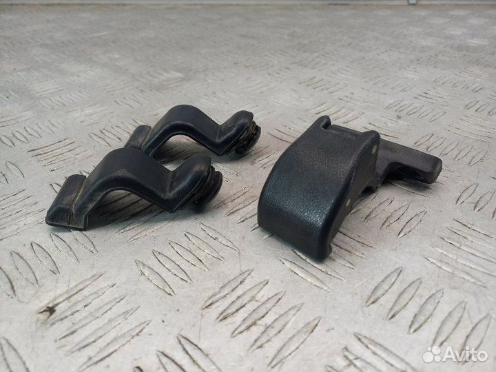 Защёлка стекла Mazda Bongo Friendee 2.5 WL 125.2