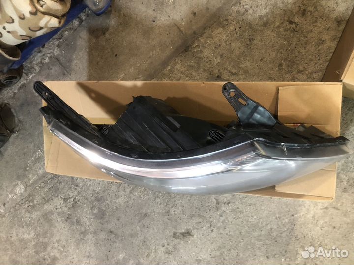 Фары передние Kia rio 3