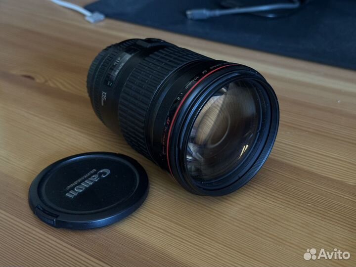 Canon EF 135mm f/2.0L USM