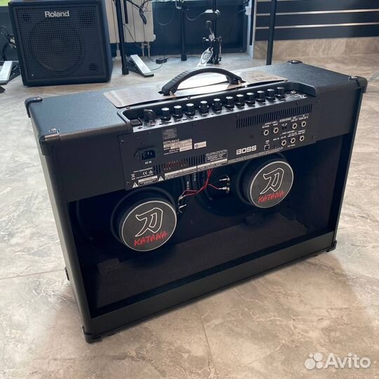 Гитарный комбоусилитель Boss Katana-100/212 MK2