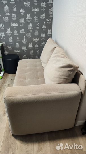 Диван прямой раскладной с ящиком