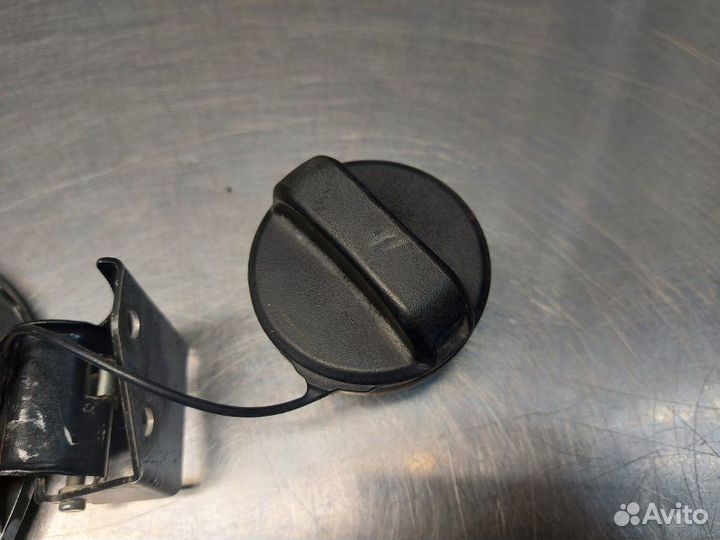 Лючок бензобака Suzuki Sx4 GYA M16A 2013