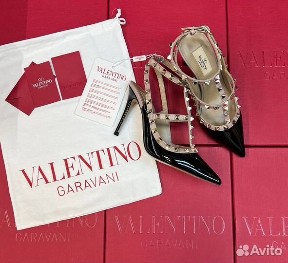 Туфли Valentino Garavani Rockstud