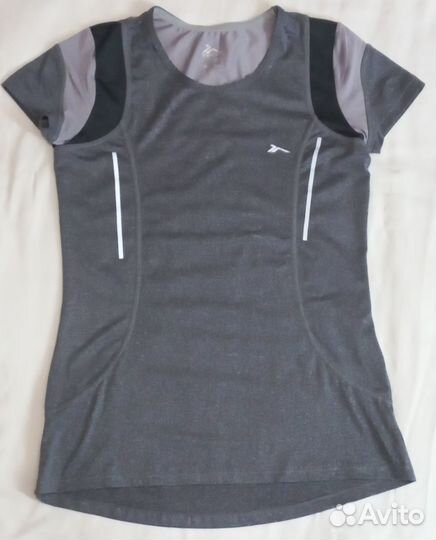 Спортивные майки и топ для фитнеса