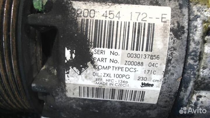 Компрессор кондиционера Renault Trafic 2.0 2010