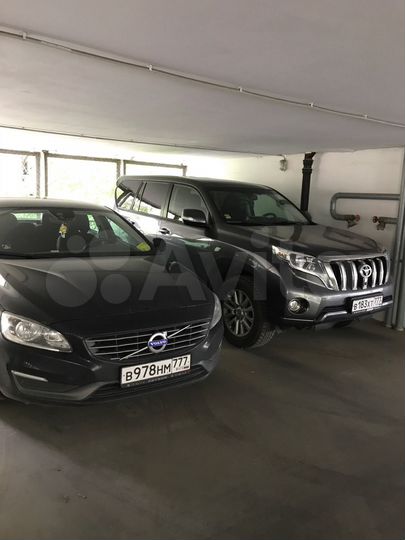 Машиноместо, 14 м²