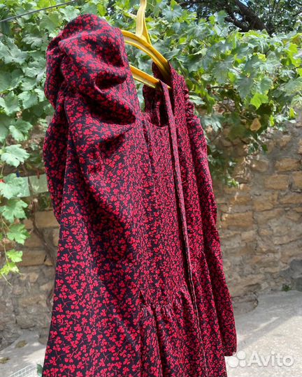 Длинное платье в пол