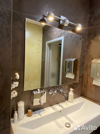 Аренда рабочего места мастера маникюра