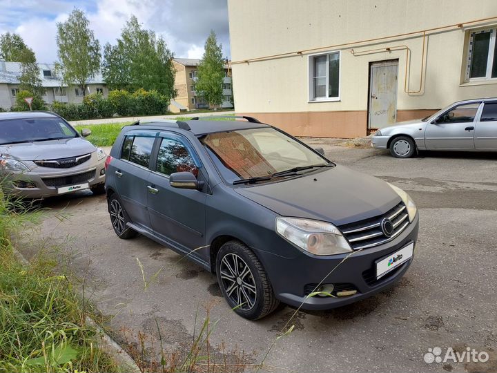 Geely MK Cross, 2014