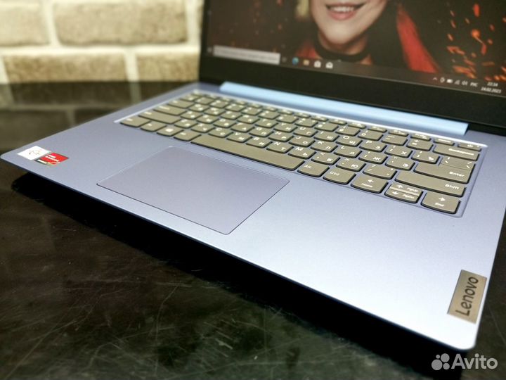 Ноутбук Lenovo IdeaPad 3/Athlon 3050U/SSD-128Gb