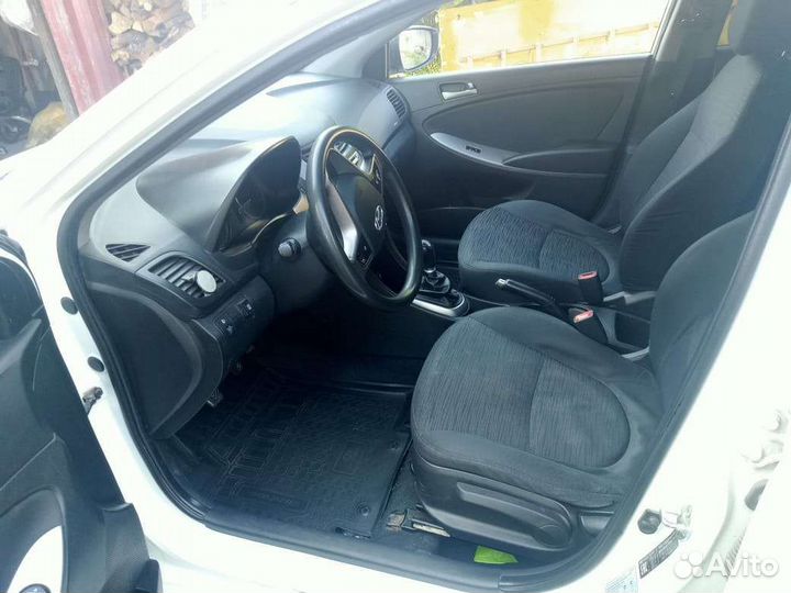 Hyundai Solaris 1.6 МТ, 2016, 430 000 км