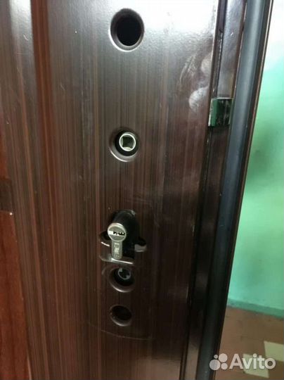 Врезка Установка Замена замка Ремонт двери