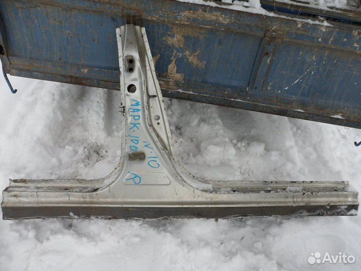Порог кузовной правый Toyota Mark Ii GX100