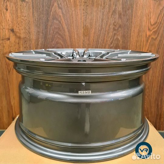 Разноширокие Диски R20 на BMW G30 G12 G01 706m MG