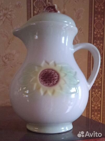 Кувшин с подсолнухом